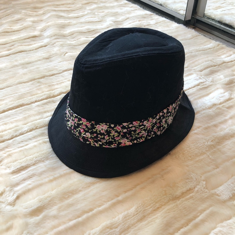 Black Cotton Fedora Hat with Floral Band